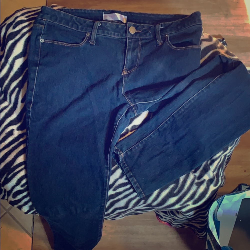 Junior’s / Woman’s Jeans